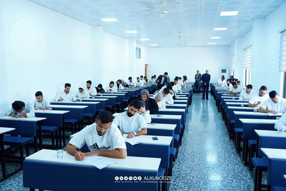 جولة ميدانية لرئاسة جامعة الكنوز لمتابعة سير الامتحانات النهائية
