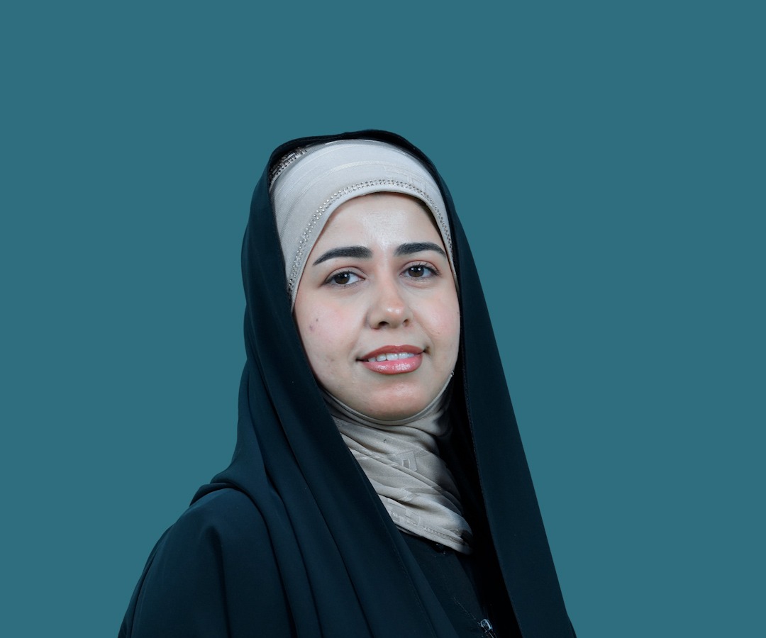 مدرس مساعد يقين مسلم مشجر