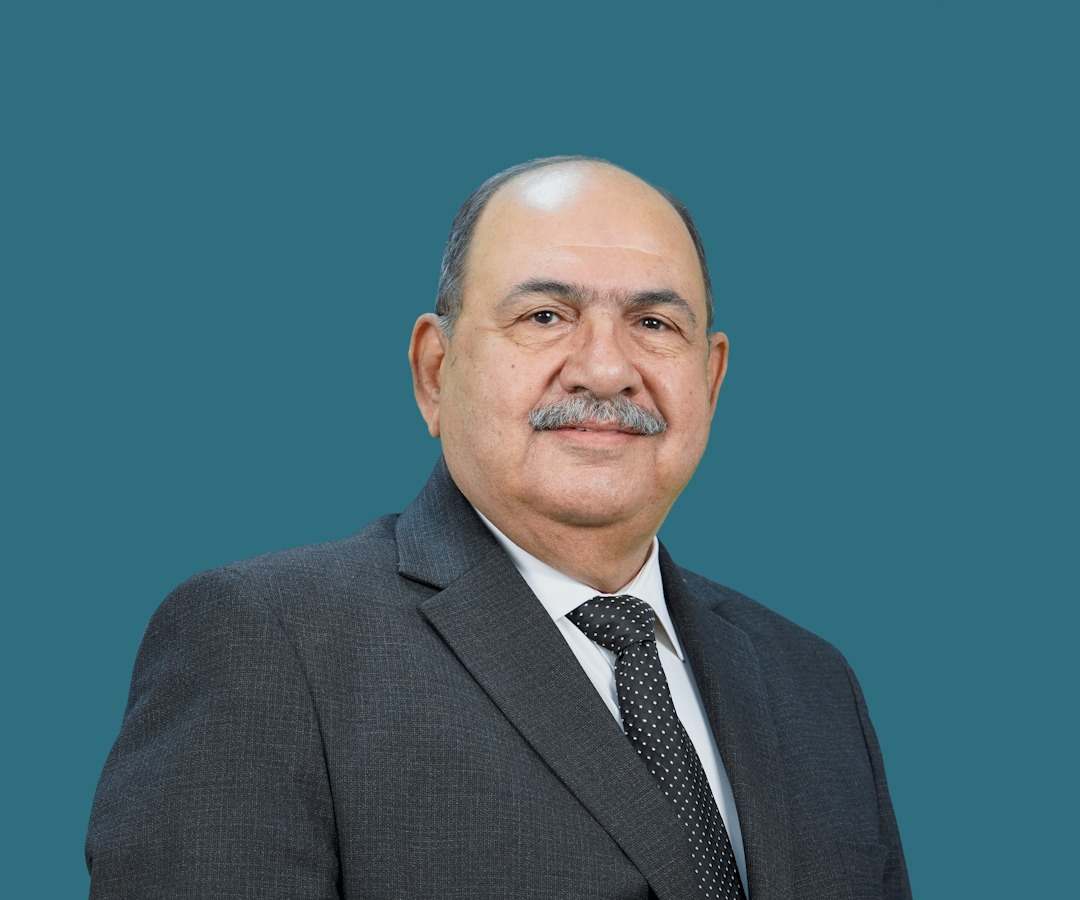 أستاذ عبدالرزاق محمود محمد