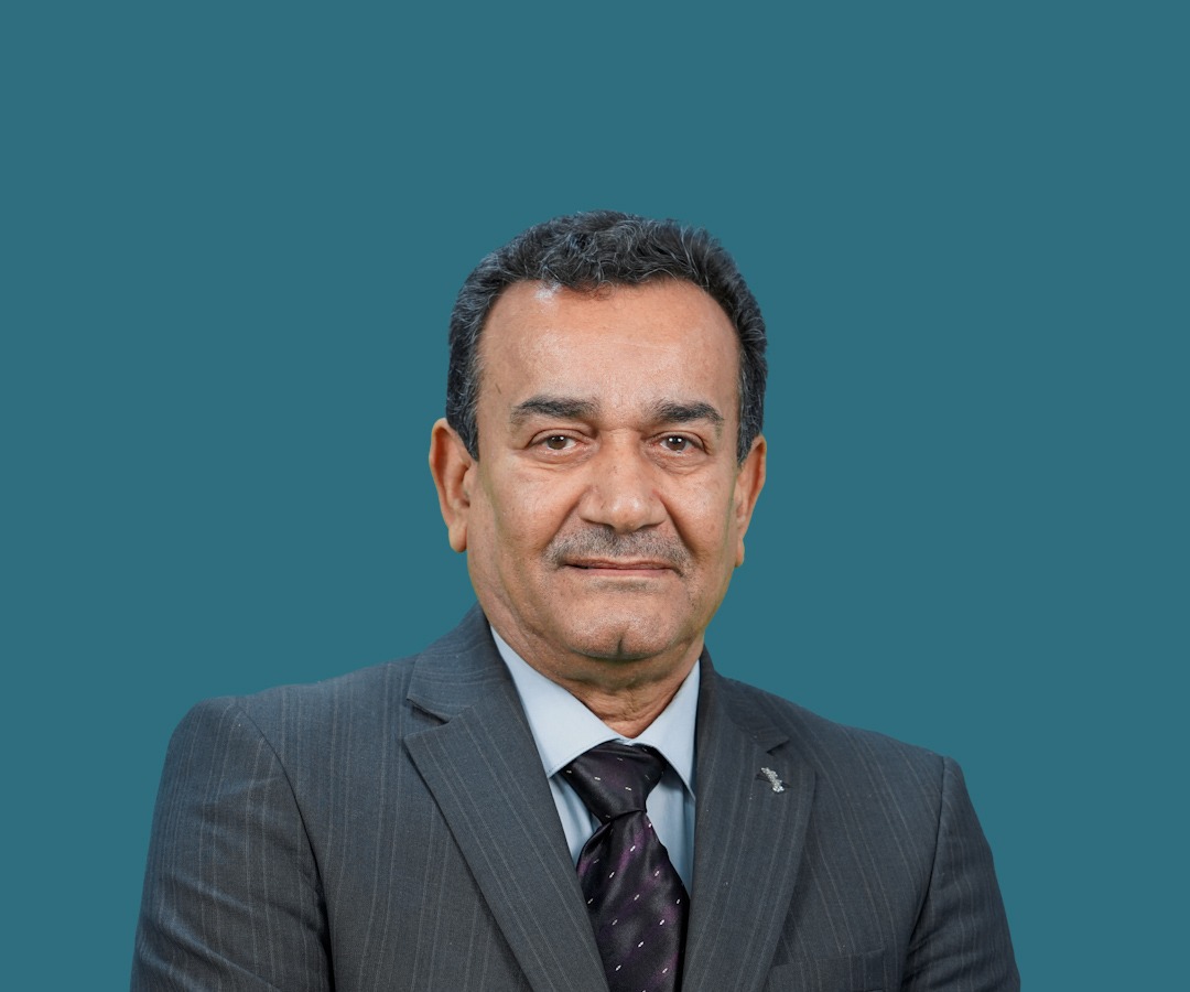 أستاذ أ.د.علي حسين عبدالكريم